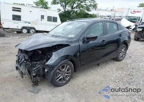 2019 Toyota Yaris Le z USA, uszkodzony, nr VIN 3MYDLBYV5KY500931